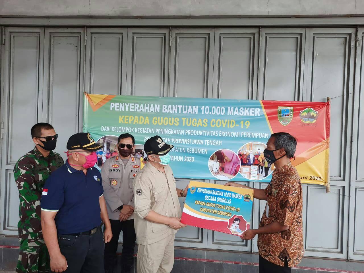 Penyerahan 10.000 Masker Untuk Gerakan Melawan Covid - 19
